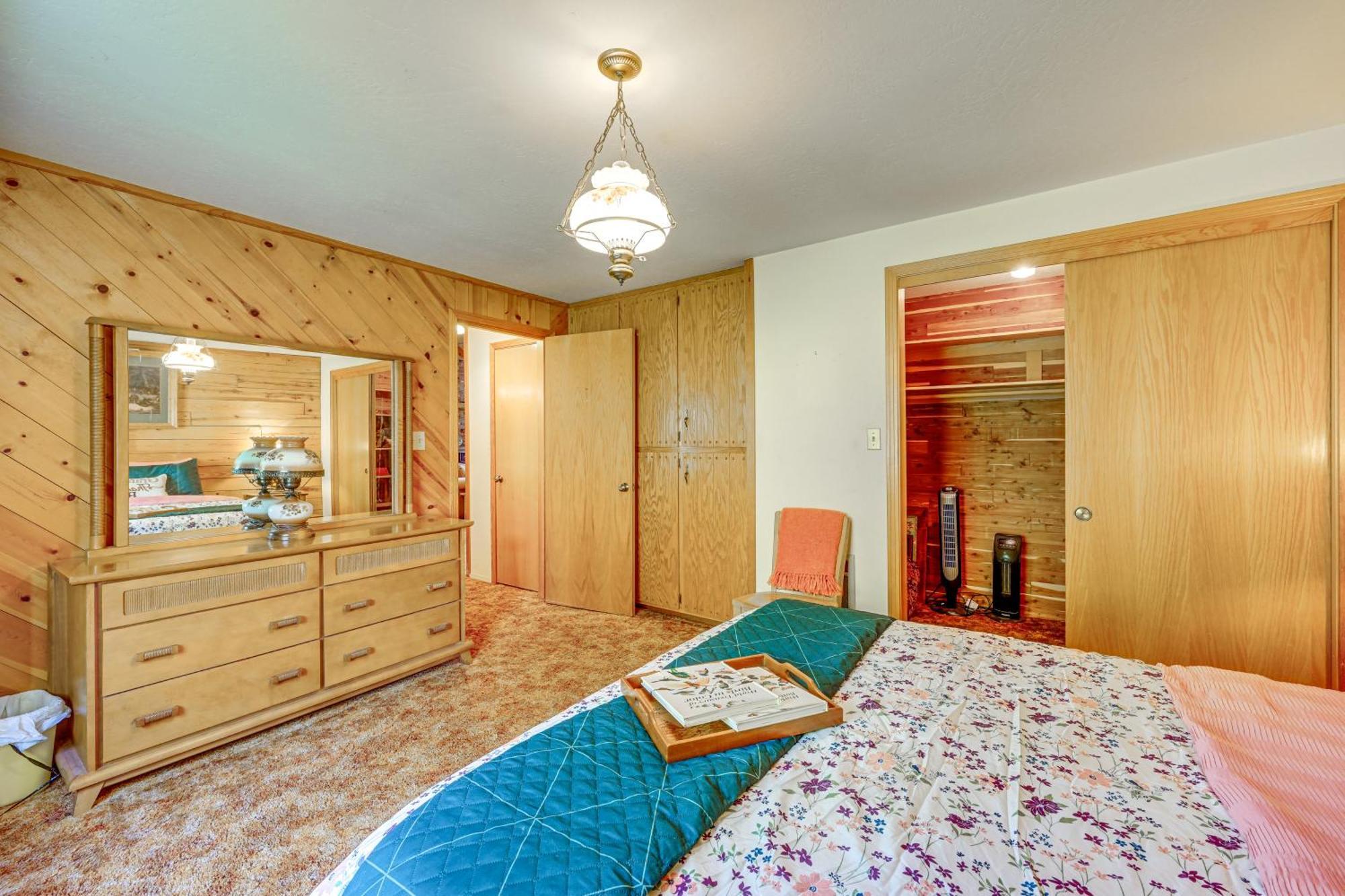 Cozy Family-Friendly Badger Retreat With Fireplace! 외부 사진